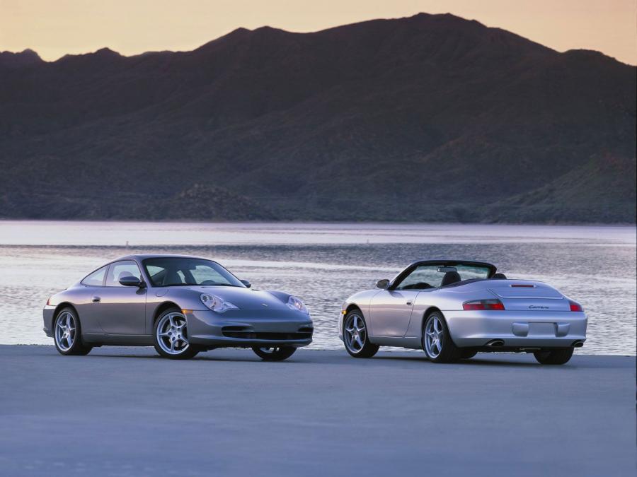  Porsche 911 Carrera Cabriolet 2004 года  (фото 5 из 10)